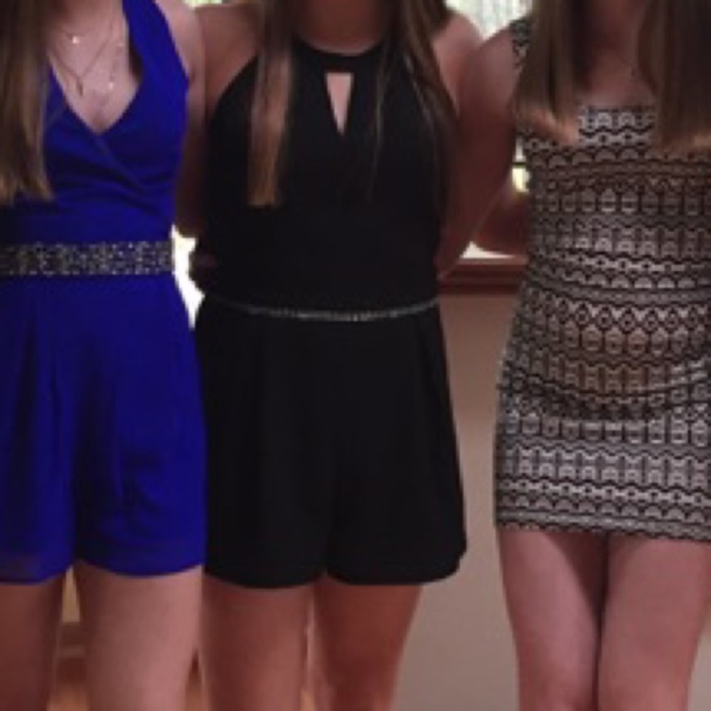 Romper - Picture 2 of 3